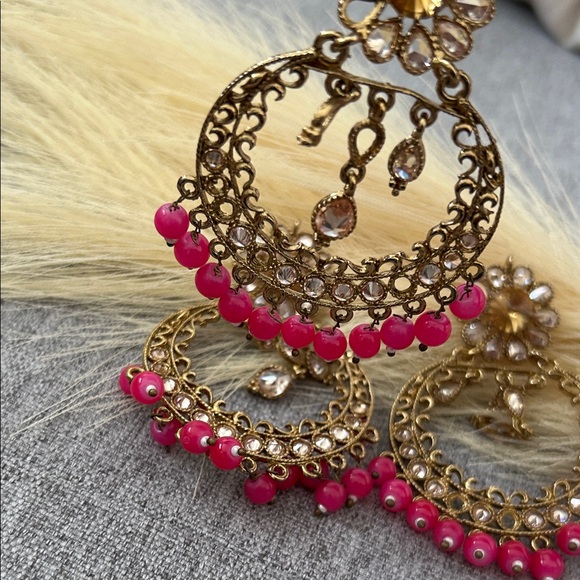 Elegant Gold and Pink Floral Earrings Indian jewelry - Picture 1 of 3